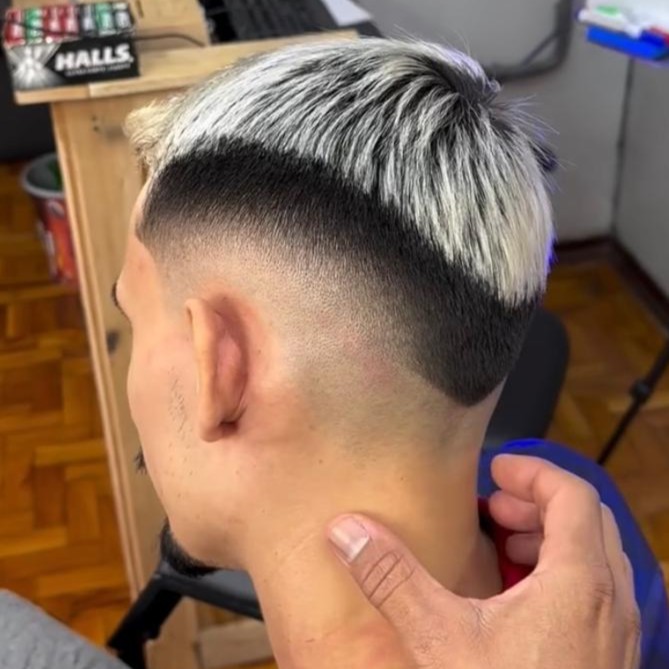 Corte social na máquina